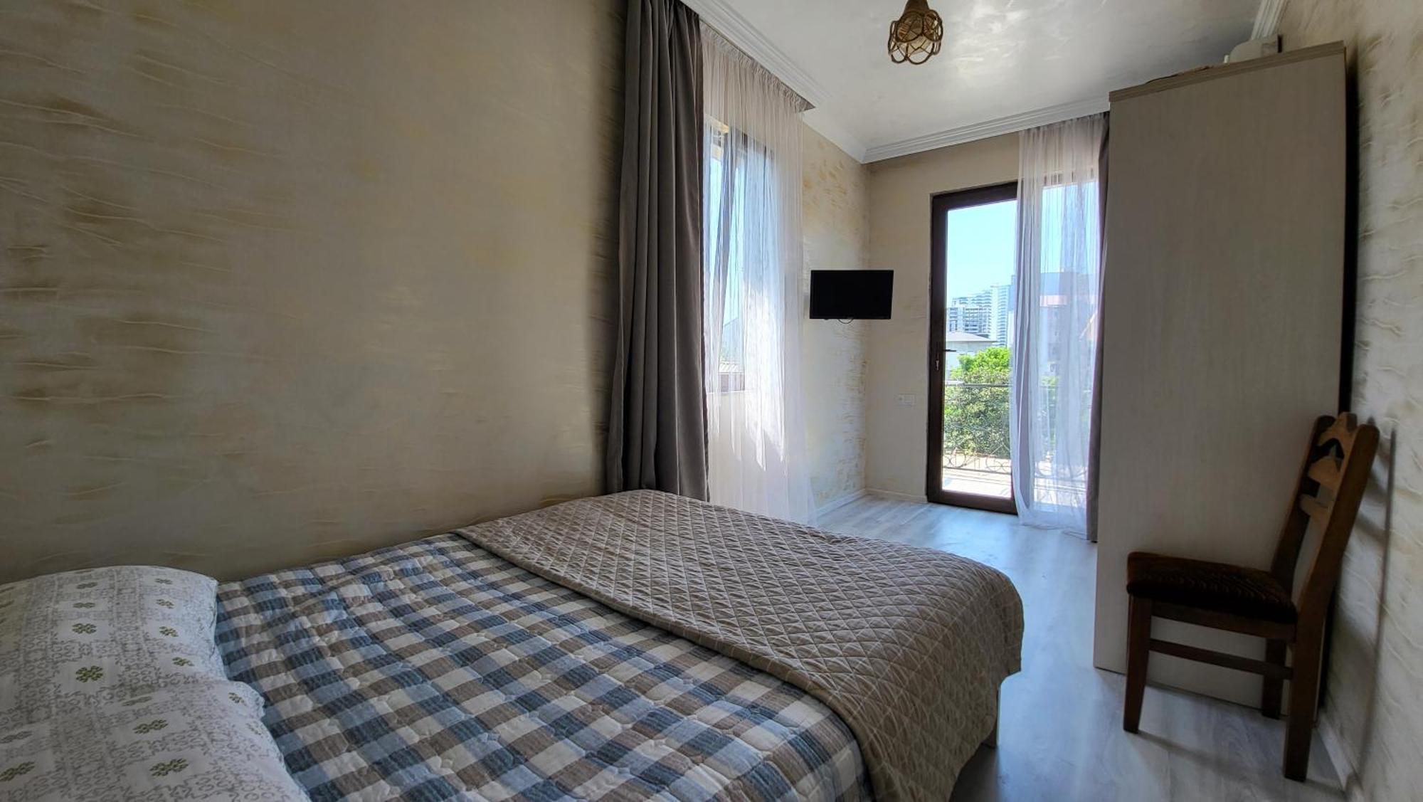 Guesthouse Gocha Beridze Batumi Ngoại thất bức ảnh