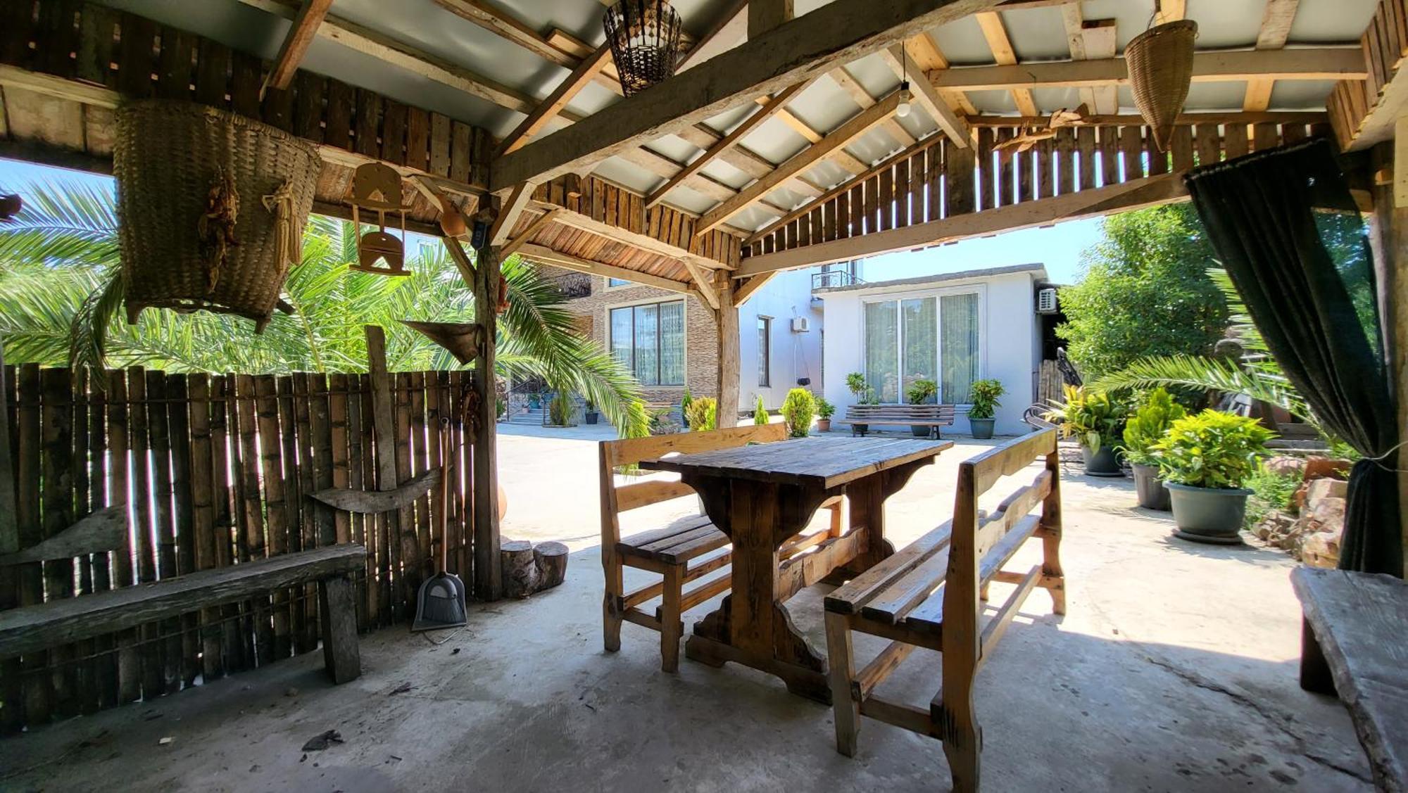 Guesthouse Gocha Beridze Batumi Ngoại thất bức ảnh